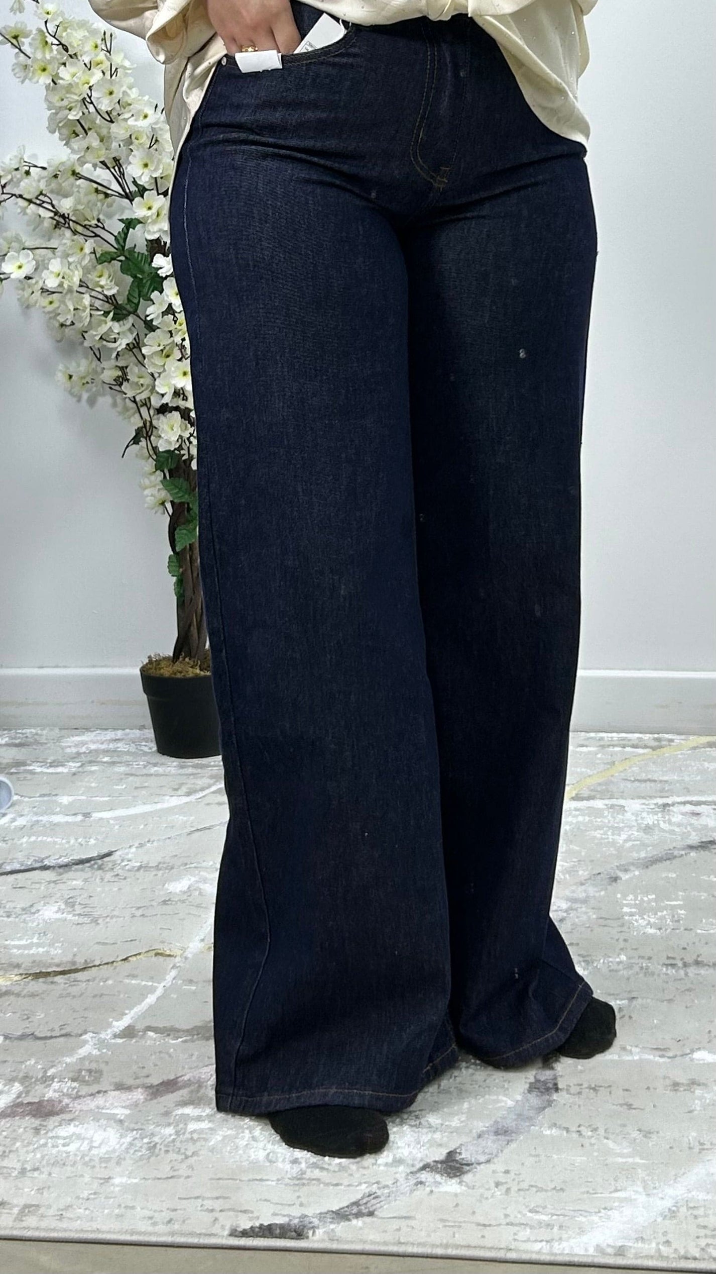 Dark wide leg stretchy jeans - BERBISH