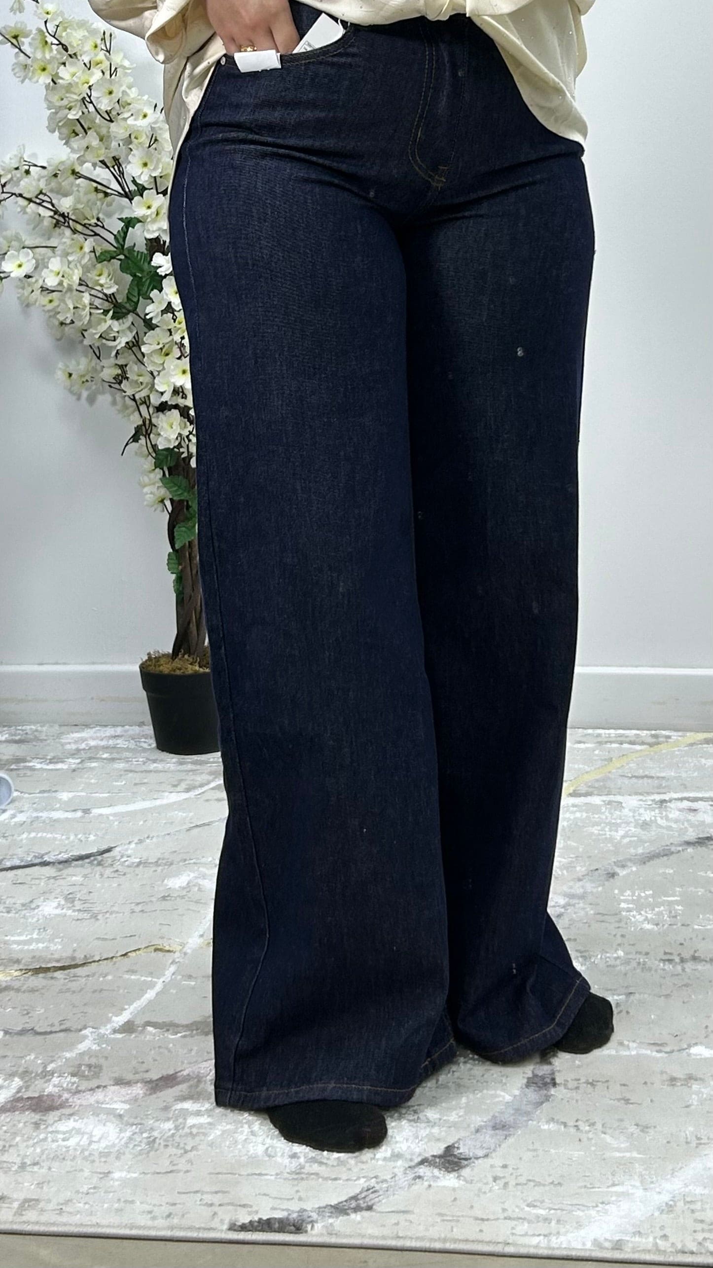 Dark wide leg stretchy jeans - BERBISH