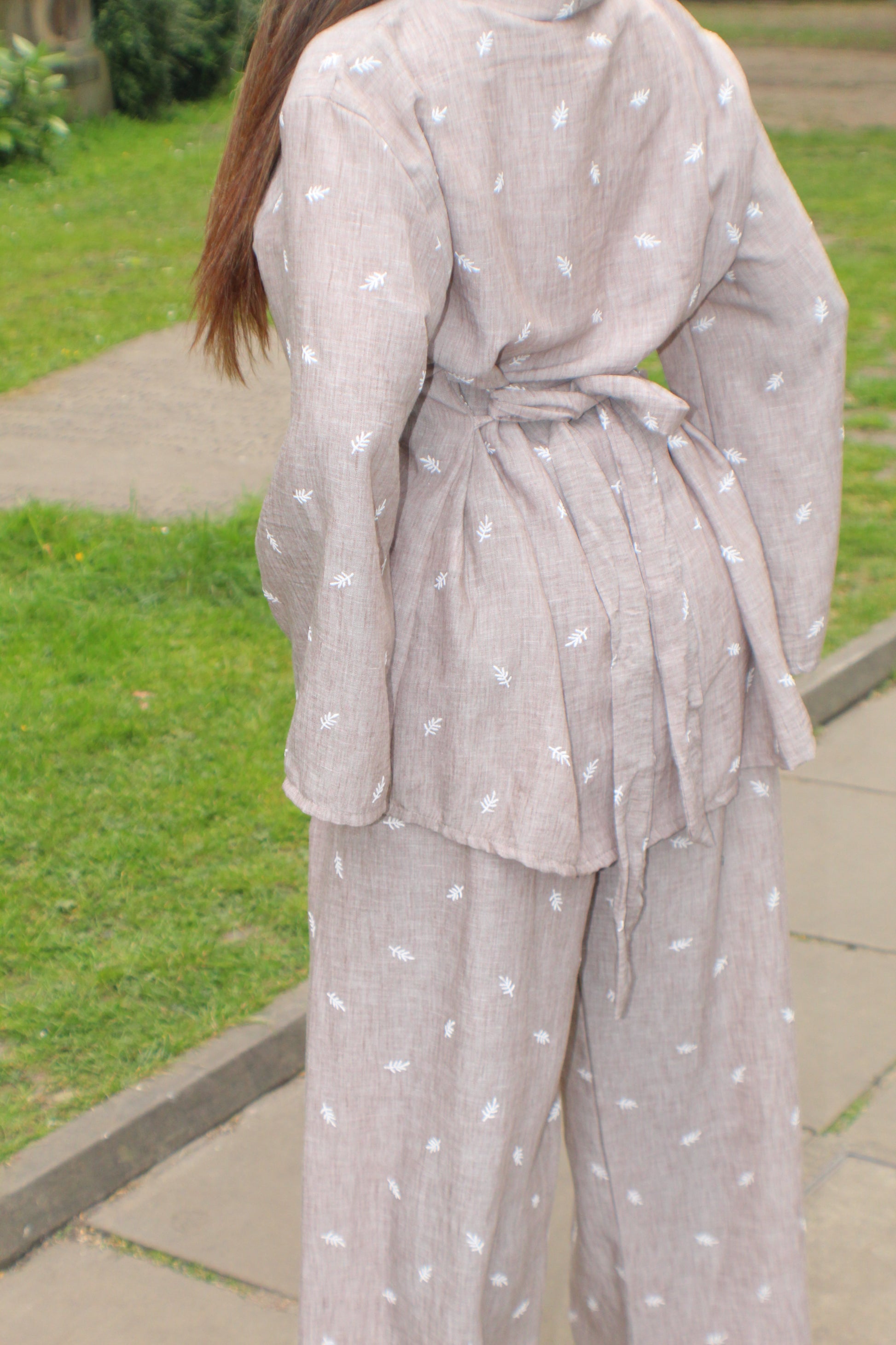 The Olivia leaf Embroidered Set - BERBISH