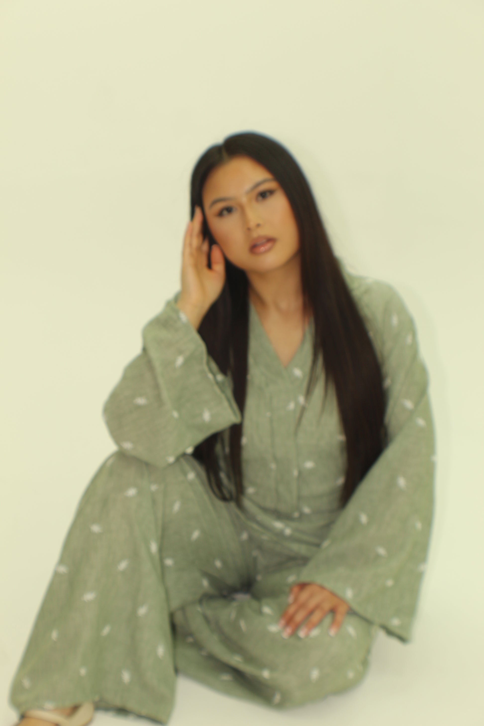 The Olivia leaf Embroidered Set - BERBISH